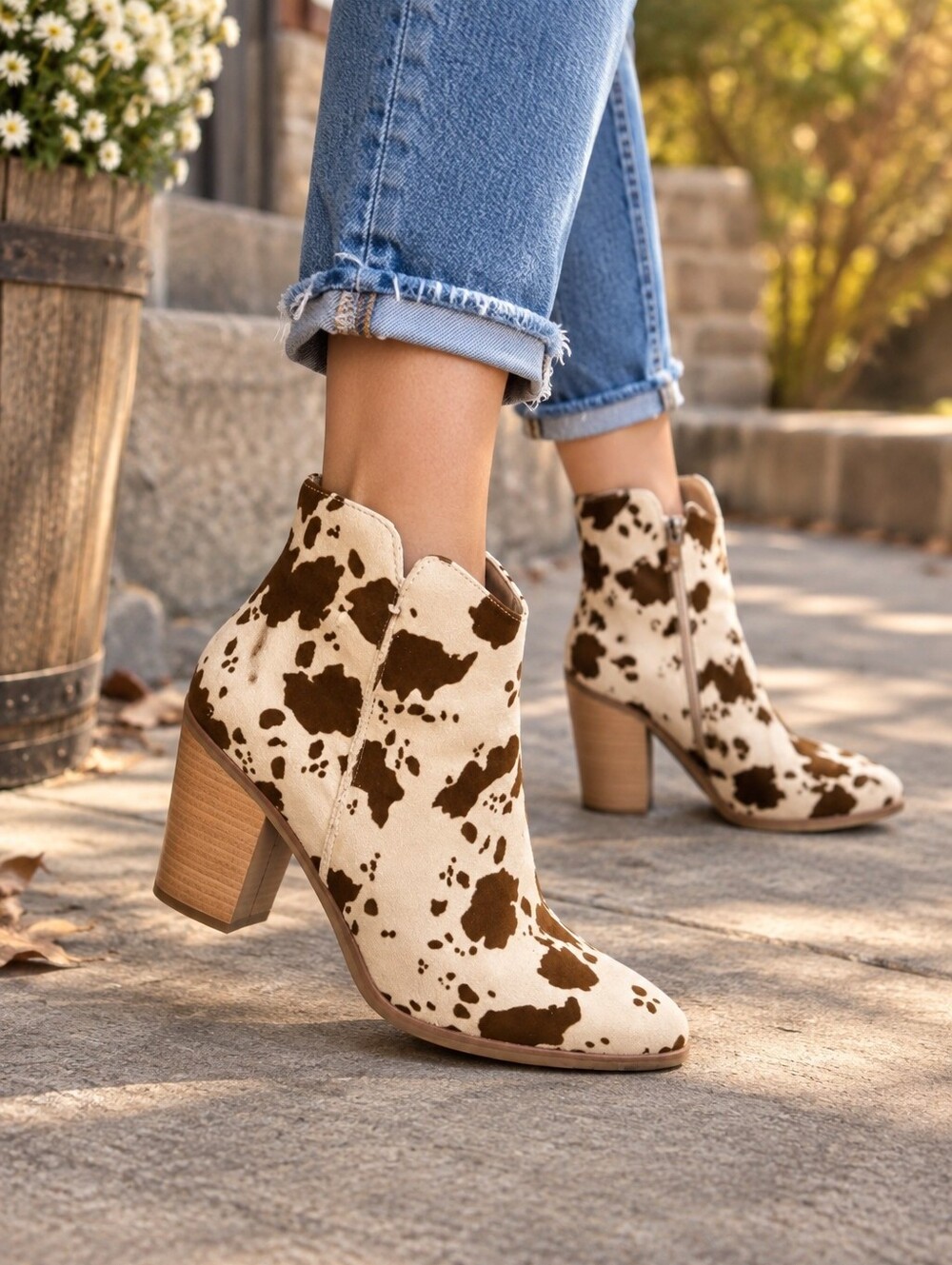 Maurices Cow Print Western Ankle Boots Brown Cream Block Heel Booties Boho Y2K